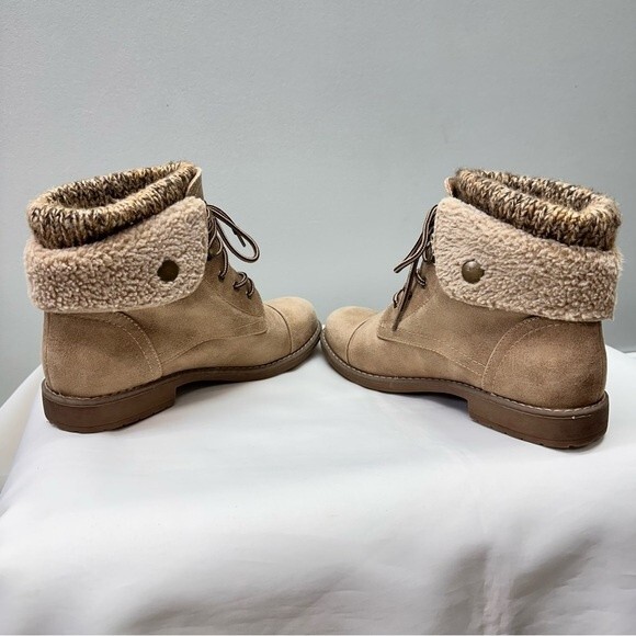 Cliffs White Mountain tan Davis lace up bootie women's 9 - Picture 5 of 8
